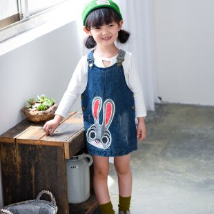 100 Million Trees&Rabbit Head Denim Suspender Skirt